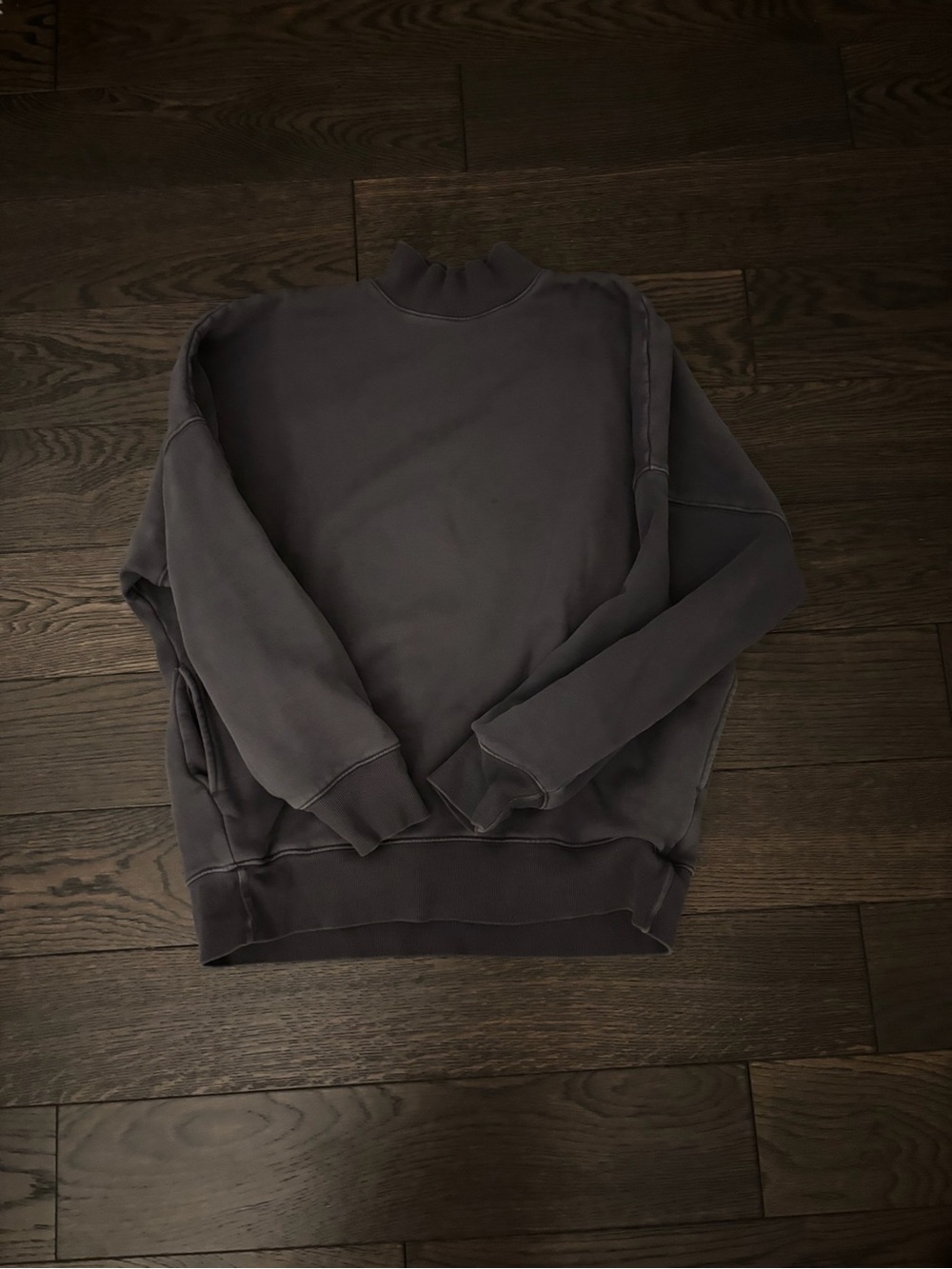 Aritzia Women's Turtleneck Sweater in Charcoal Gray